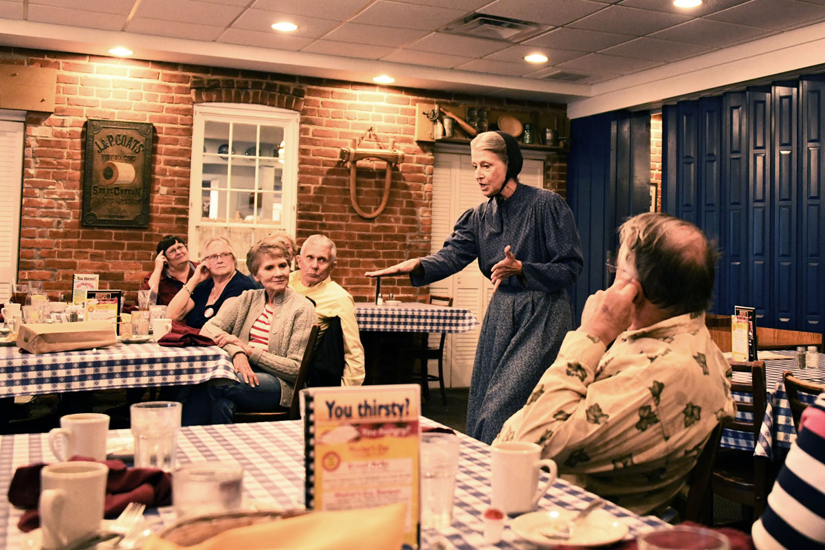 030 Character actor at Ox Yoke Inn dinner.JPG